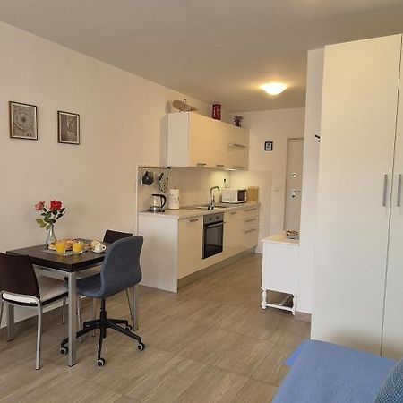 Studio Apartment Romana Сплит Экстерьер фото